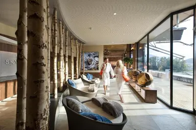Ein Sitzbereich in der Unterkunft EurothermenResort Bad Ischl - Hotel Royal 4-Sterne Superior