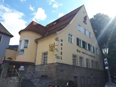 Das Gebäude in dem sich das Hotel befindet