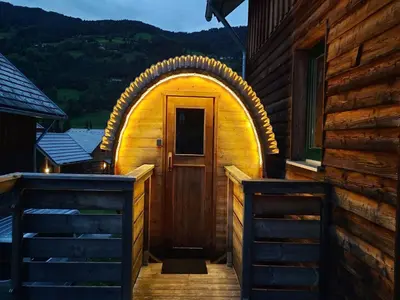 Ein allgemeiner Bergblick oder ein Berglick von des Chalets aus