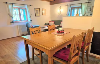 Ein Sitzbereich in der Unterkunft Ferienlounge Bluntausee