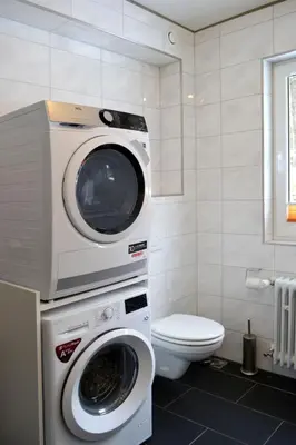 Ein Badezimmer in der Unterkunft Holiday Home Viola by Interhome