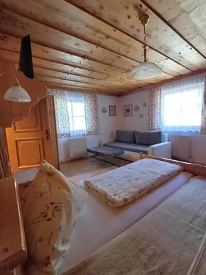 Ein Bett oder Betten in einem Zimmer der Unterkunft Prestlhof