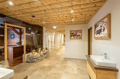 Ein Badezimmer in der Unterkunft Ferienhotel Gasthof zur Post