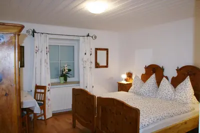 Ein Bett oder Betten in einem Zimmer der Unterkunft LANDHAUS Pichler