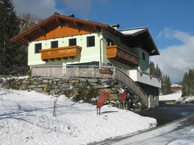 Haus Schütter im Winter