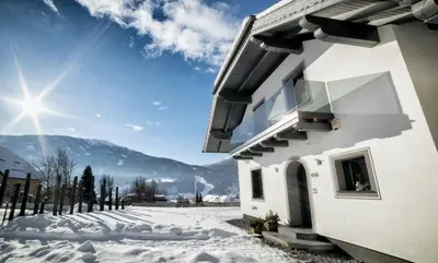 Ein allgemeiner Bergblick oder ein Berglick von der Ferienwohnung aus