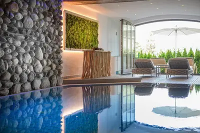 Der Swimmingpool an oder in der Nähe von Alpines Lifestyle Hotel Tannenhof