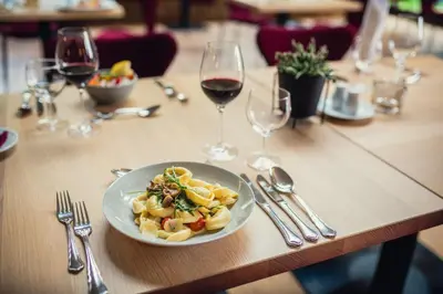 Essen im Hotel oder in der Nähe