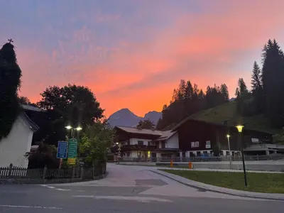 Ein allgemeiner Bergblick oder ein Berglick von der Ferienwohnung aus