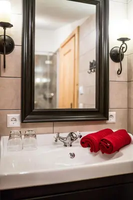 Ein Badezimmer in der Unterkunft Knusperhauschen Sonnegg