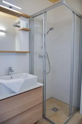 Ein Badezimmer in der Unterkunft Alpine Chalet Pia Top 5 by AA Holiday Homes