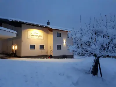 Haus Traninger im Winter