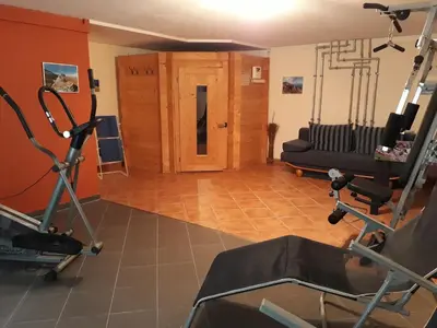 Das Fitnesscenter und/oder die Fitnesseinrichtungen in der Unterkunft Sportlerhof - Alimann UaB