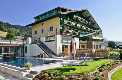 Der Swimmingpool an oder in der Nähe von Hotel Druschhof