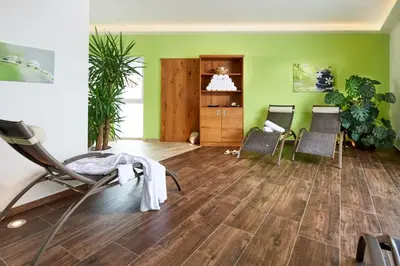 Ein Sitzbereich in der Unterkunft Hotel Kerschbaumer