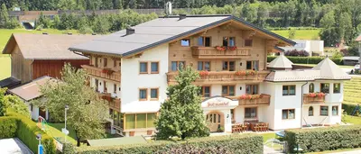 Das Gebäude in dem sich das Aparthotel befindet