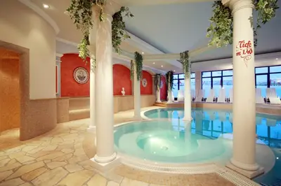 Der Swimmingpool an oder in der Nähe von Hotel Wagner