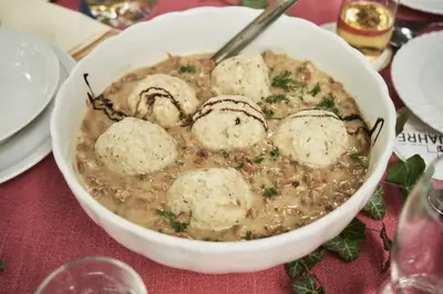 Essen im Hotel oder in der Nähe