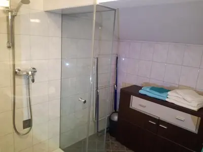 Ein Badezimmer in der Unterkunft Örglgut