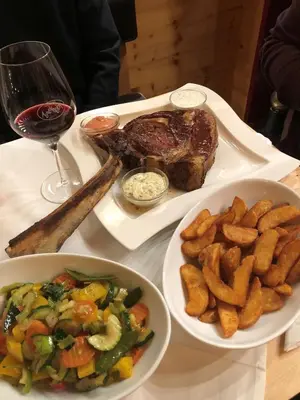 Essen im Hotel oder in der Nähe
