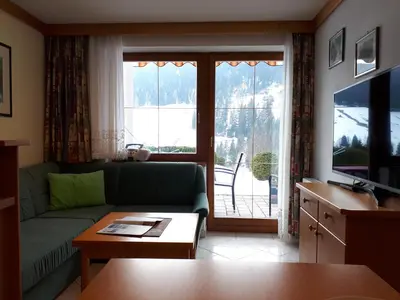 TV/Unterhaltungsangebot in der Unterkunft Lungau Apartment - Ferienwohnung Haus Esl