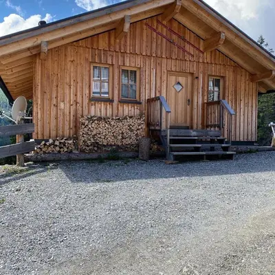 Das Gebäude in dem sich das Chalet befindet
