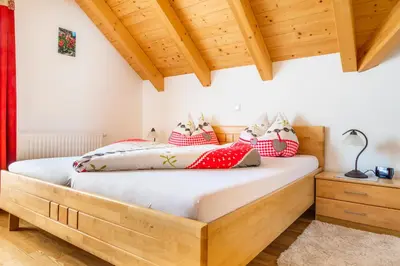 Ein Bett oder Betten in einem Zimmer der Unterkunft Sonnenchalet 1 im Salzburger Lungau