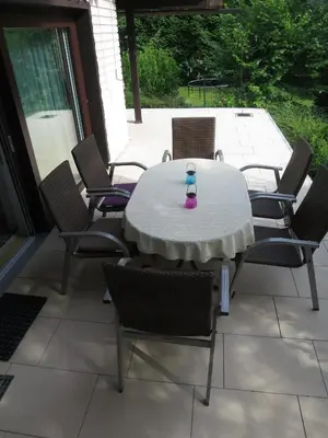 Ein Patio oder anderer Außenbereich in der Unterkunft Haus Aschau