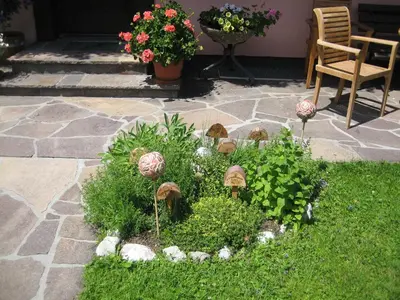 Ein Garten an der Unterkunft Schörghof