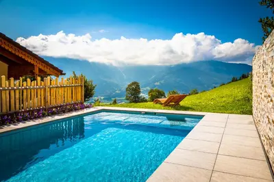 Der Swimmingpool an oder in der Nähe von Bio-Familienbauernhof Grubsteighof