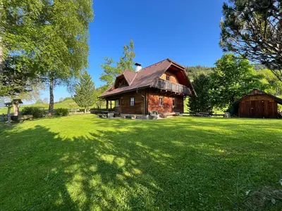 Ein Garten an der Unterkunft Die Petzl Hütte - Kreischbergblick
