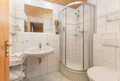 Ein Badezimmer in der Unterkunft Resort Amadeus-Landhaus Amadeus
