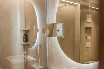 Ein Badezimmer in der Unterkunft Hotel Haberl - Attersee