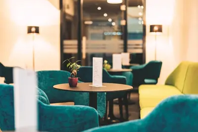 Ein Sitzbereich in der Unterkunft Aktivhotel Wildschütz