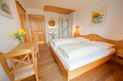 Ein Bett oder Betten in einem Zimmer der Unterkunft Serner am See