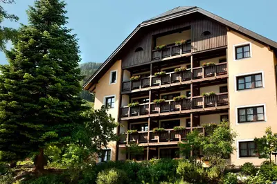 Das Gebäude in dem sich das Aparthotel befindet