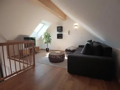 Ein Sitzbereich in der Unterkunft Leben!Pur - Alpenlofts