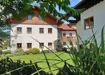 Ein Garten an der Unterkunft Lehnerhof