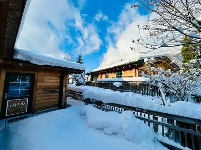 Almdorf im Winkl - Blockhüttendorf in Gröbming im Winter