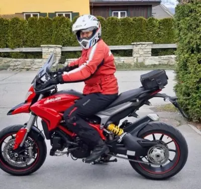 Gäste, die in der Unterkunft Ferienwohnung und Zimmer Kassar Bikertipp übernachten