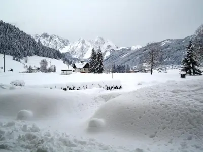 Haus Grünwald im Winter