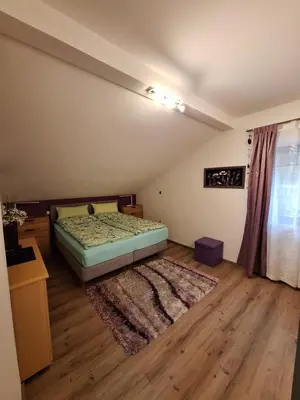 Ein Bett oder Betten in einem Zimmer der Unterkunft Ferienwohnung Schicker
