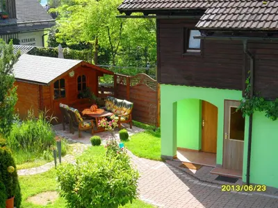 Ein Garten an der Unterkunft Apartment Silvia