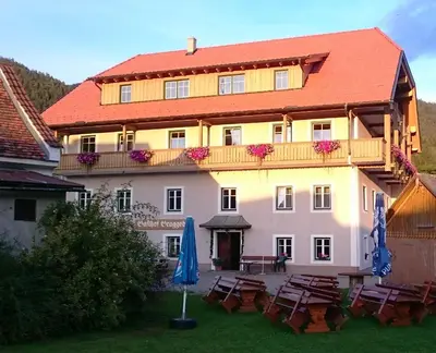 Das Gebäude in dem sich die Pension befindet