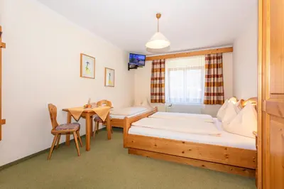 Ein Bett oder Betten in einem Zimmer der Unterkunft Der Graggober