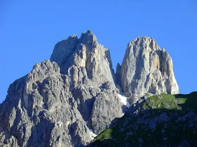 Ein allgemeiner Bergblick oder ein Berglick von der Ferienwohnung aus