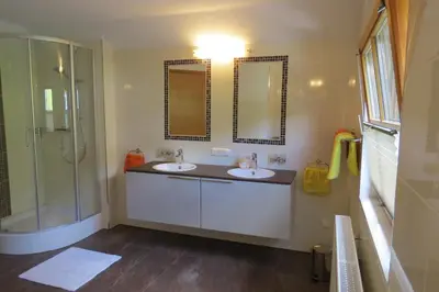 Ein Badezimmer in der Unterkunft Ferienhaus Anke - Ausseerland Salzkammergut