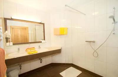 Ein Badezimmer in der Unterkunft Appartement Hochwurzen