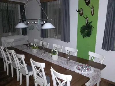 Ein Sitzbereich in der Unterkunft Alpen Chalet Eben