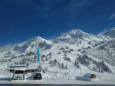 Party Hotel Taverne im Winter